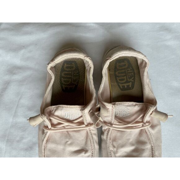Women's Wendy Slub Canvas Hey Dude Size 6, Light Pink - Picture 4 of 6